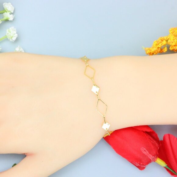 "Elegant & Trendy Bracelet, A Perfect Gift for Women, Thoughtful, EVCH1848 - Picture 3 of 10